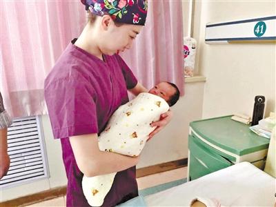 聲聲啼哭清亮 蘭州第一批“20后”閃亮登場！