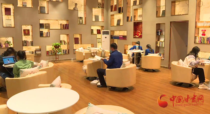 敦煌市圖書館恢復(fù)對(duì)公眾開放（圖）