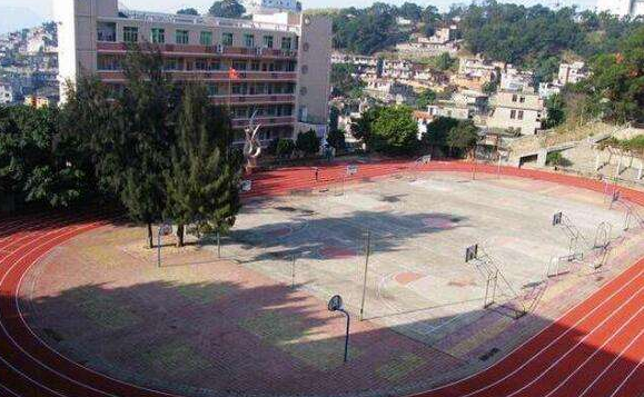 蘭州四城區(qū)初一新生7月23日去對口學(xué)?？窗?>
        </a><em>蘭州四城區(qū)初一新生7月23日去對口學(xué)?？窗?/em></li>
    <li><a  target=