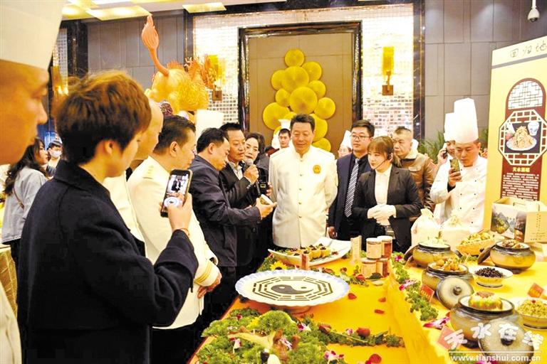 隴菜藝術盛典聚焦隴菜經(jīng)濟新成就——中國烹飪大師、甘肅省隴菜協(xié)會會長趙長安專訪