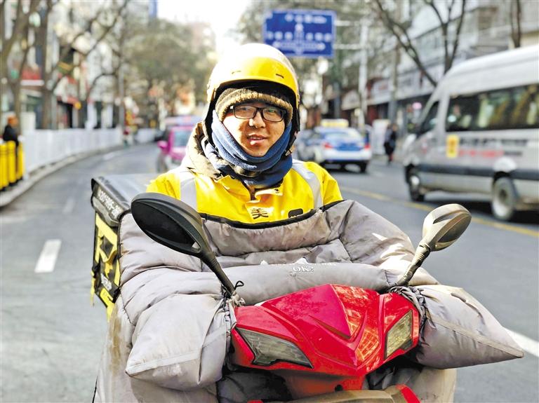外賣(mài)小哥王全軍：好好干，在蘭州買(mǎi)套房