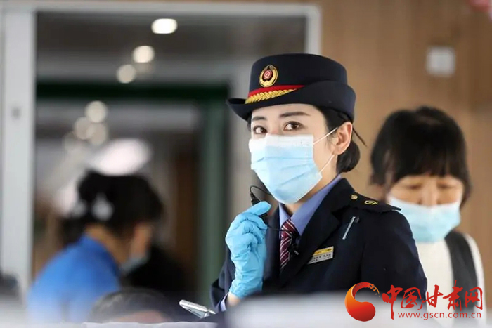 農(nóng)歷小年火車票今起開搶！這些信息你要知道