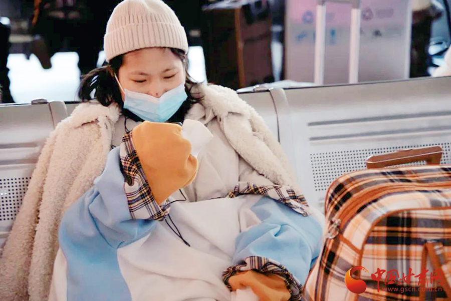 春運故事：歸途的車站，有溫情、愛情，還有堅守