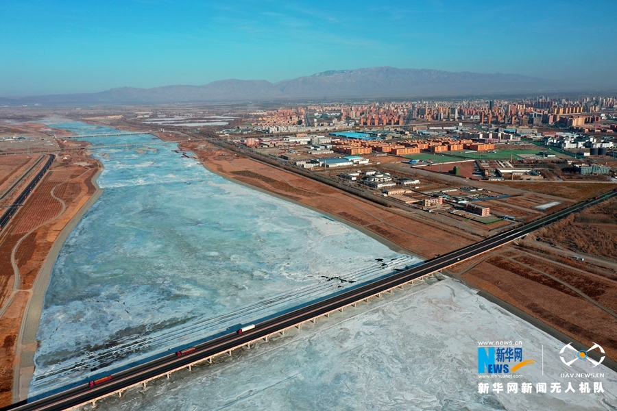 【“飛閱”中國(guó)】壯美！戈壁“銀河”