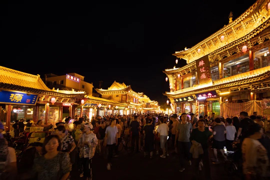 古風(fēng)、華美、浪漫、美味……現(xiàn)實(shí)版“清明上河圖”，就在這里！