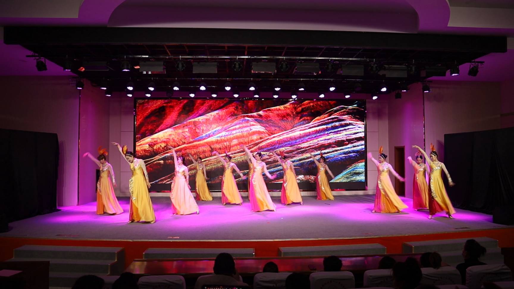 張掖市非遺舞臺劇《寶卷印象》在武威、金昌等市州上演