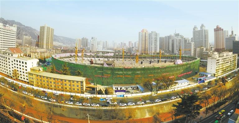 蘭州市七里河體育場主體封頂，預(yù)計明年7月交付使用